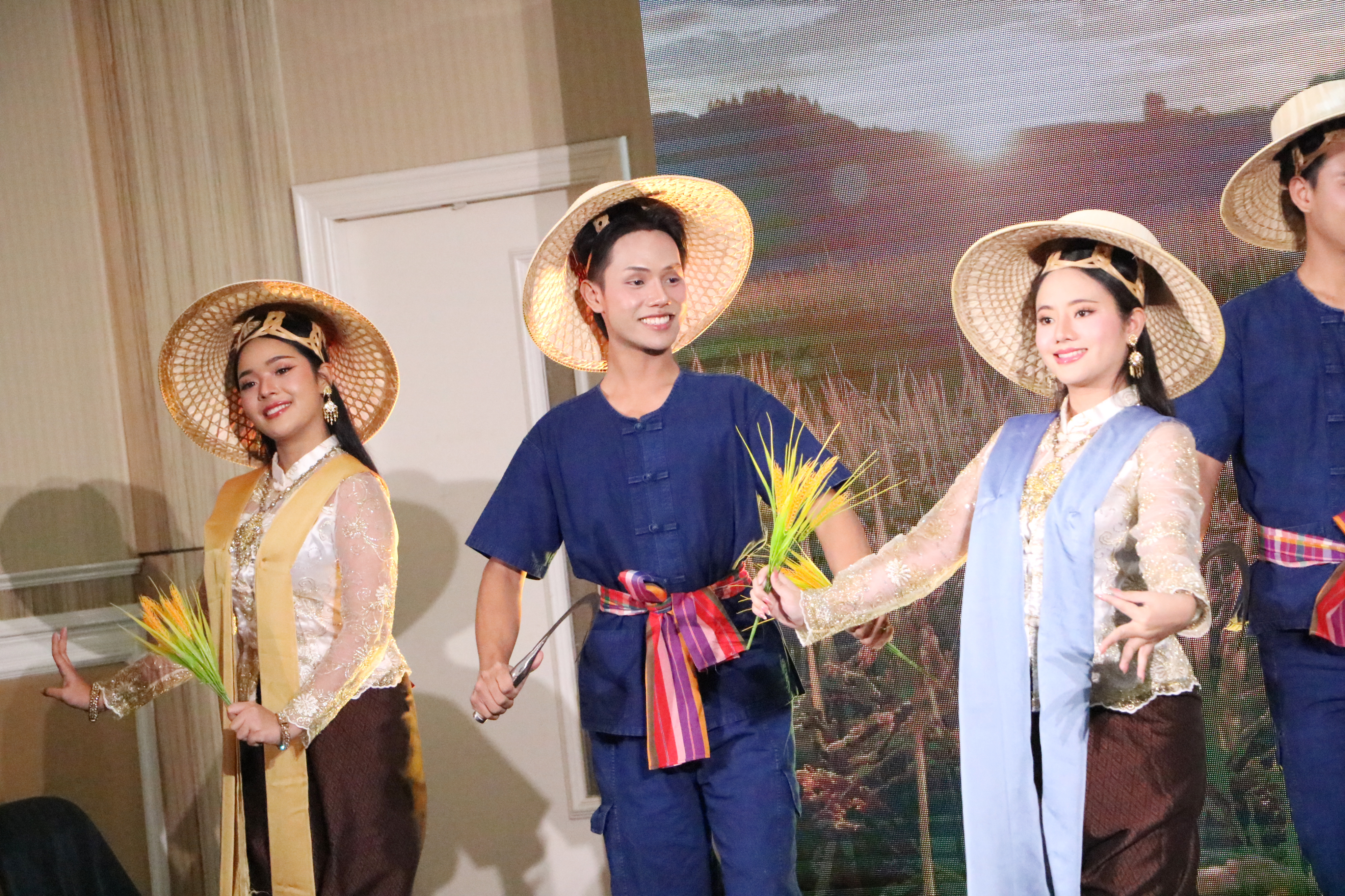 title - รองเลขาธิการ ส.ป.ก. ร่วมงานแถลงข่าวงานวันข้าวและชาวนาแห่งชาติ ประจำปี 2569 